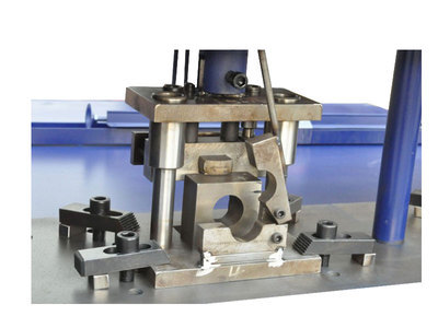 不銹鋼圓管弧口沖孔機廠家報價詳解及在塑料制品制造中的應用